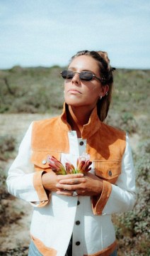 white_buffalo_action_01