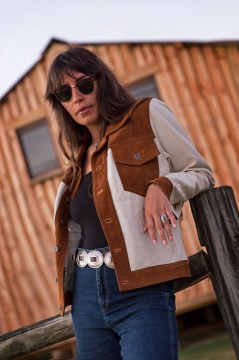 white_buffalo_action_sm